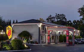 Super 8 By Wyndham Ukiah